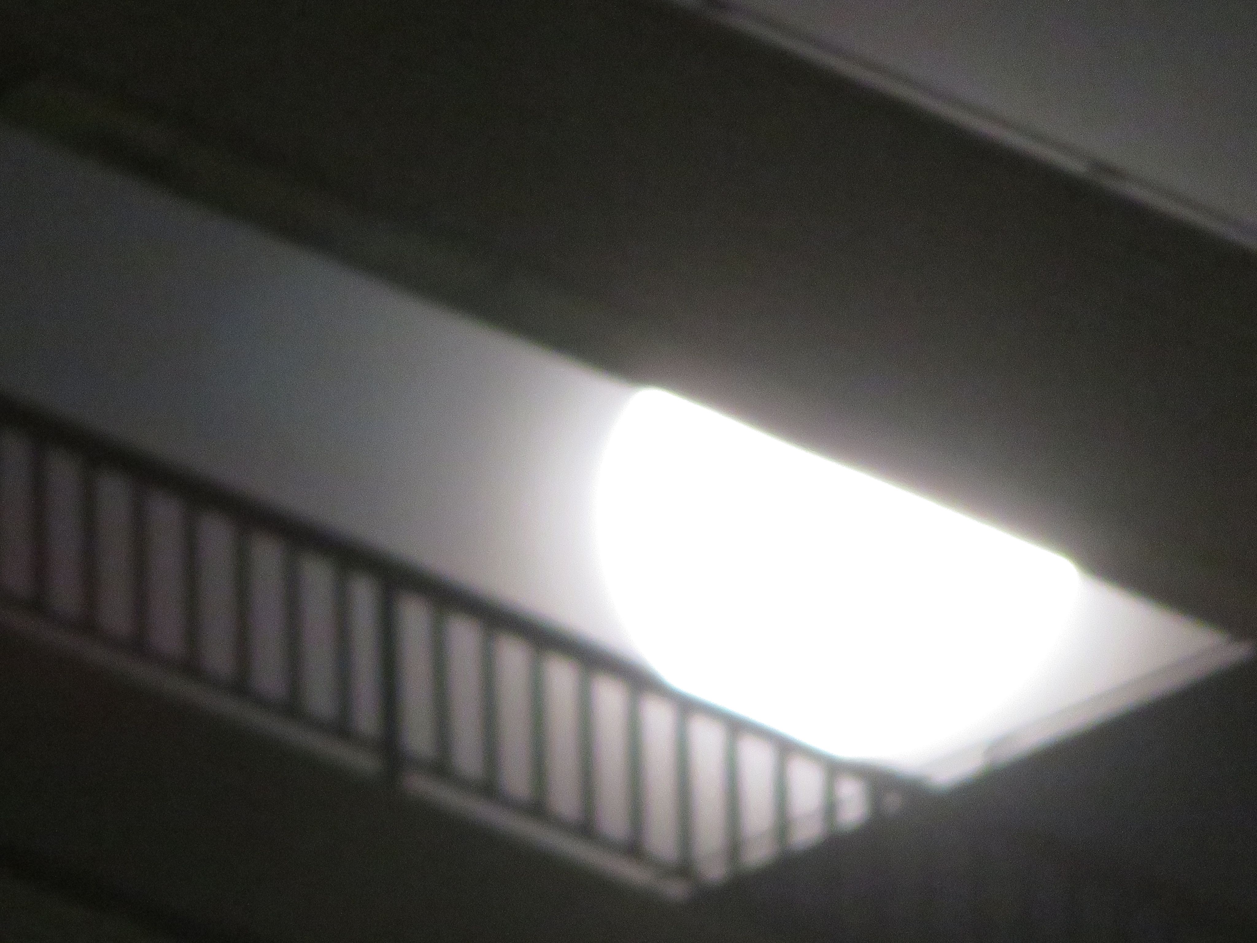 红月-状态刷新,月亮