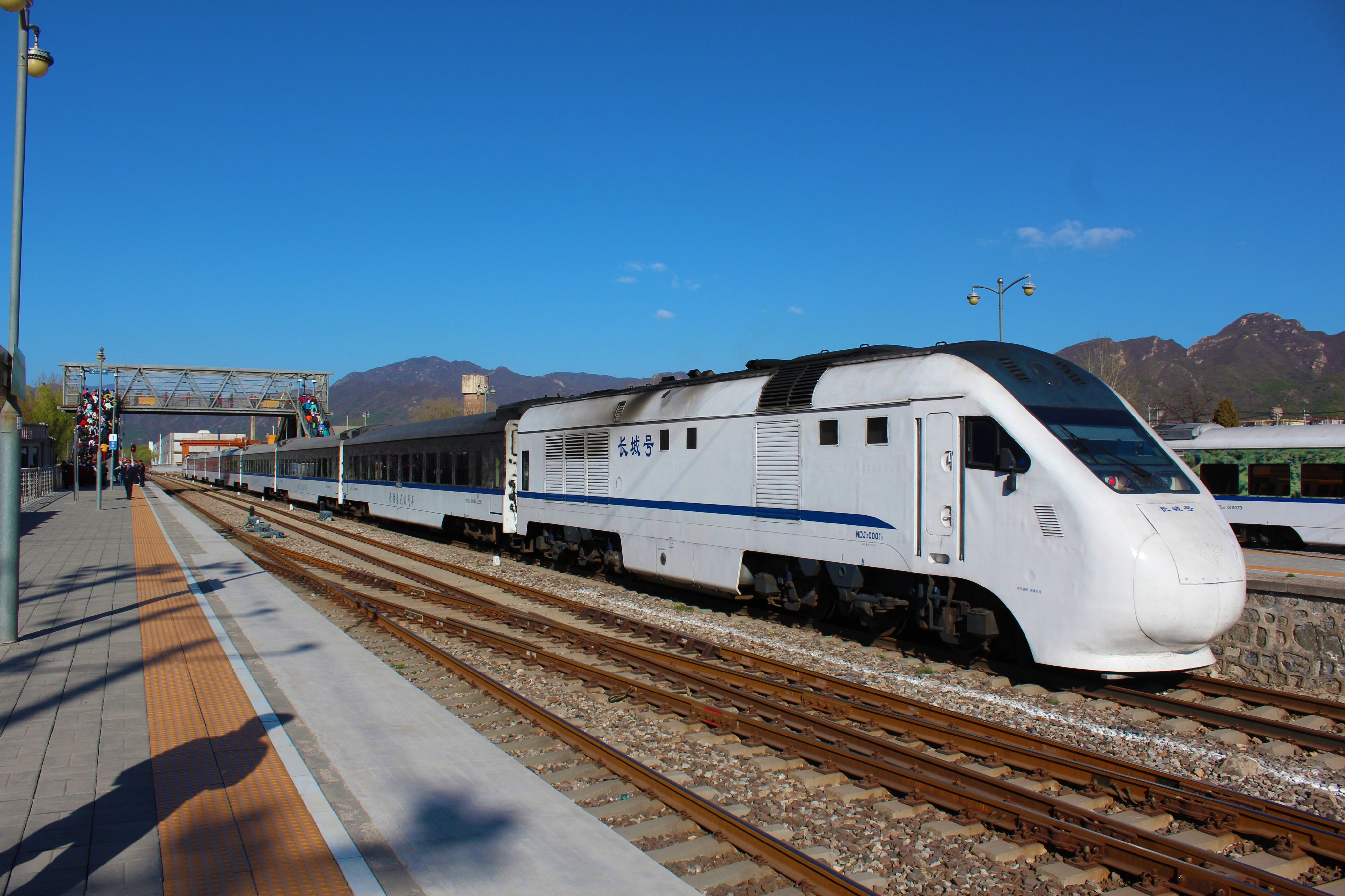 火车,市郊铁路,S2线,内燃