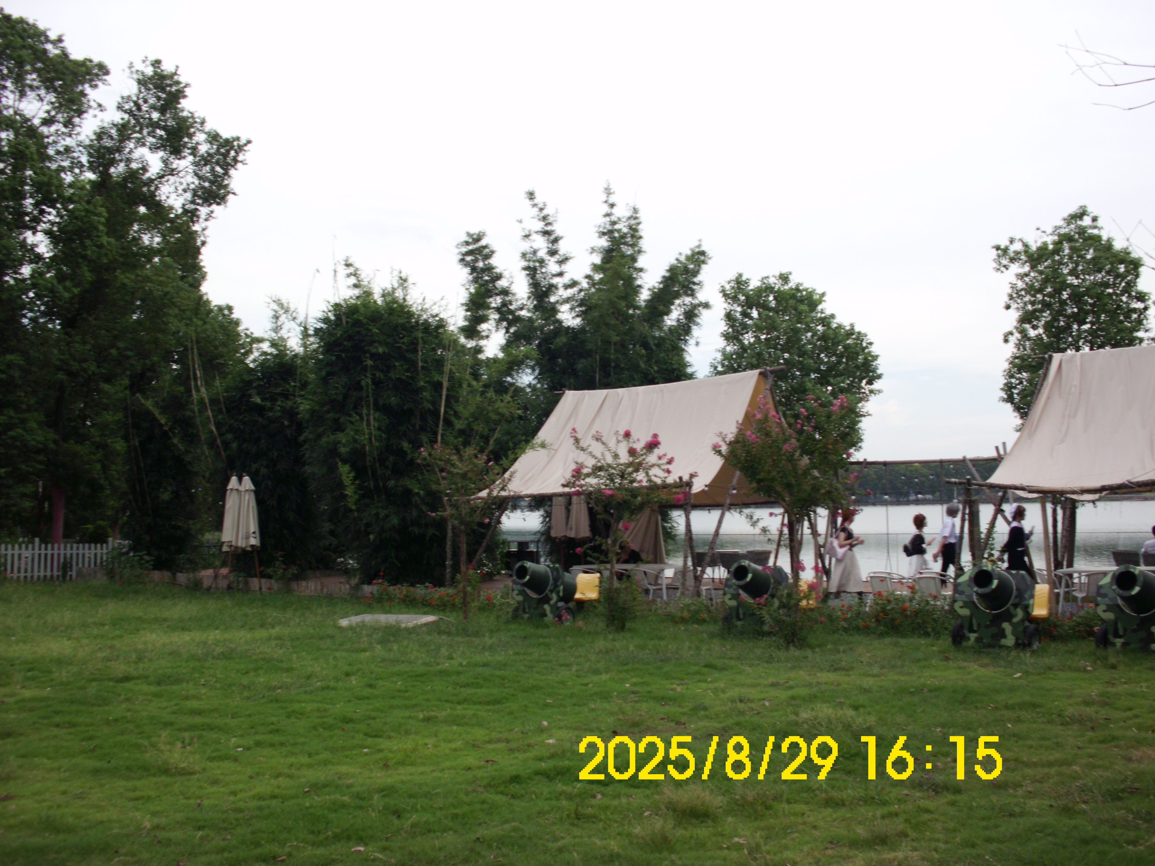 /static/32e796ff9292cd6008b7b386a6739f7b32076ffdcc983624a06b8d72c41db2f8.jpg