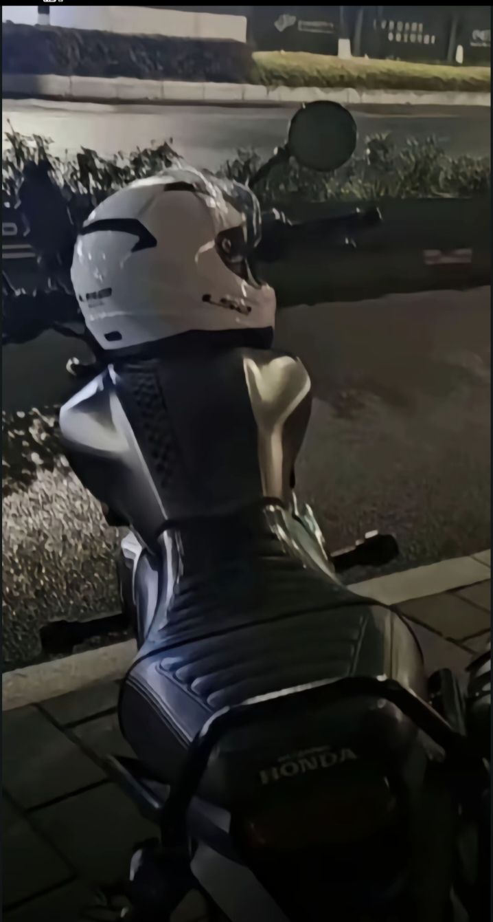 /static/77089d7f0481813071d900f9cc8b6786a6230b28ef4e1d5015f2500228513894.jpg