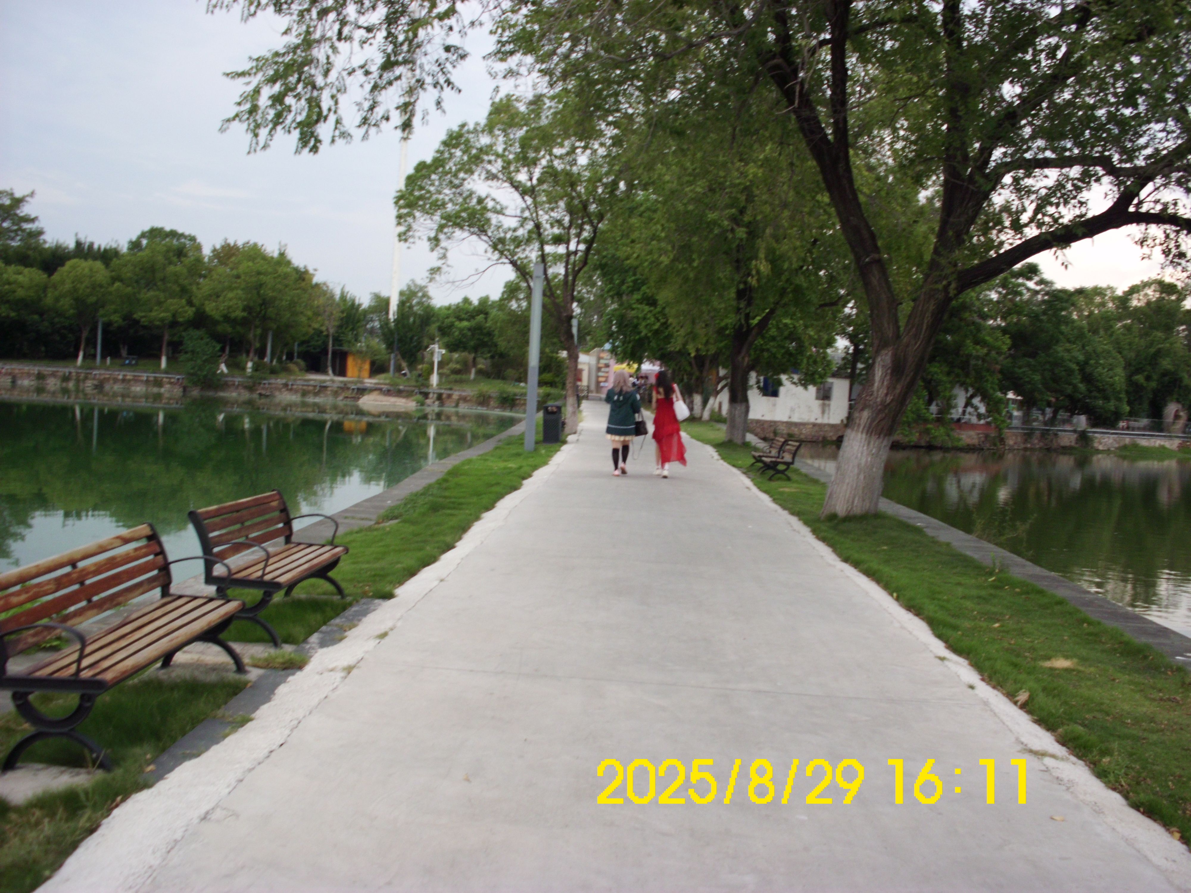 /static/781eb0233b12cc1859a819c7f5f721de0170ef85333962c19b3d56d080b7e42a.jpg