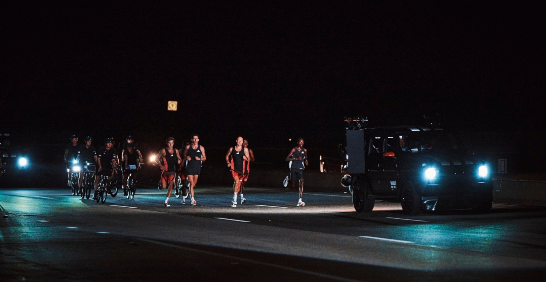 EVO2,Adidas,花糕何时添加运动子分区