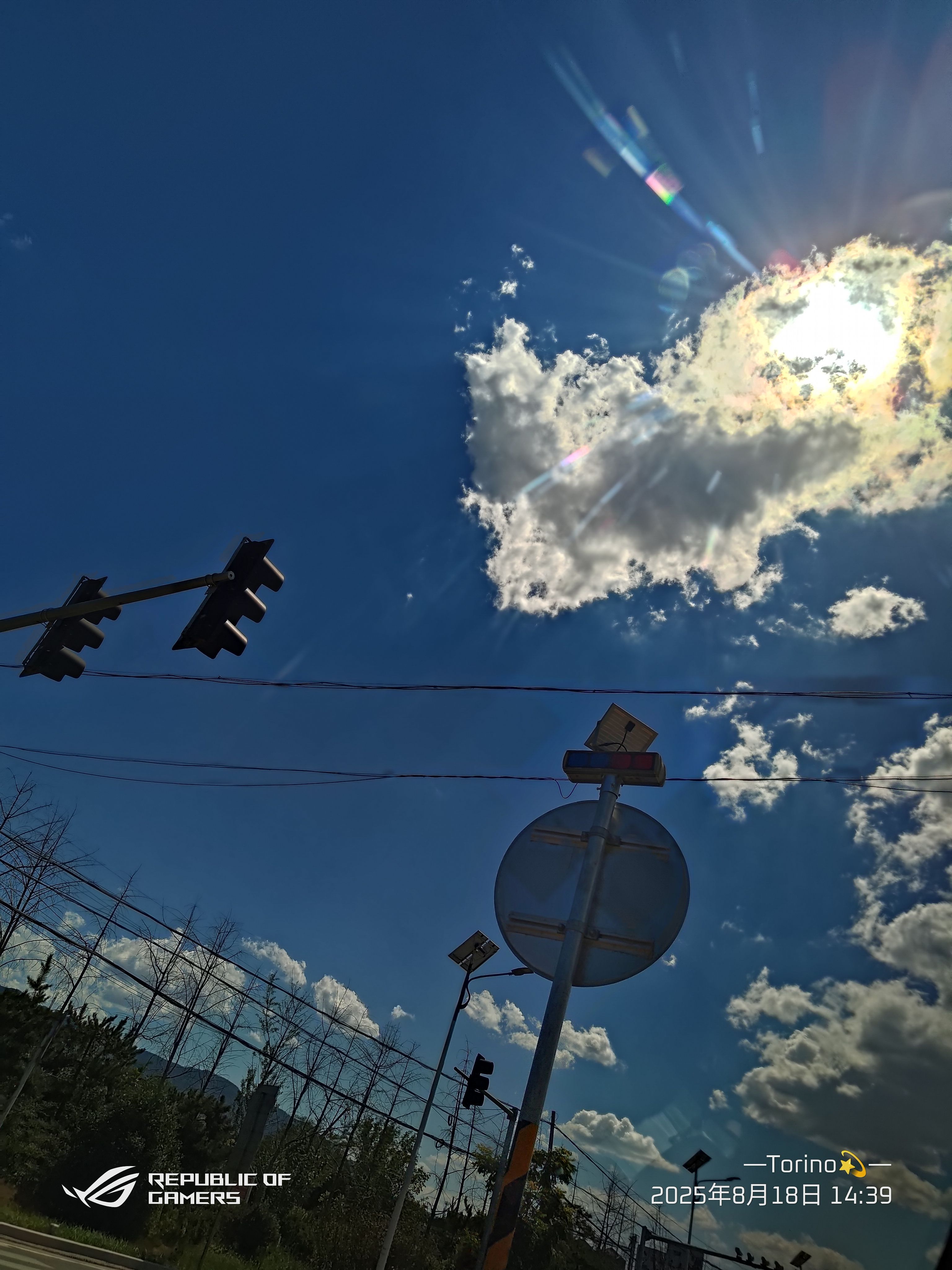 /static/ca42150ab95f45348d81f8ebd7f58acf060d52d2452d74b5902c86294e777e38.jpg