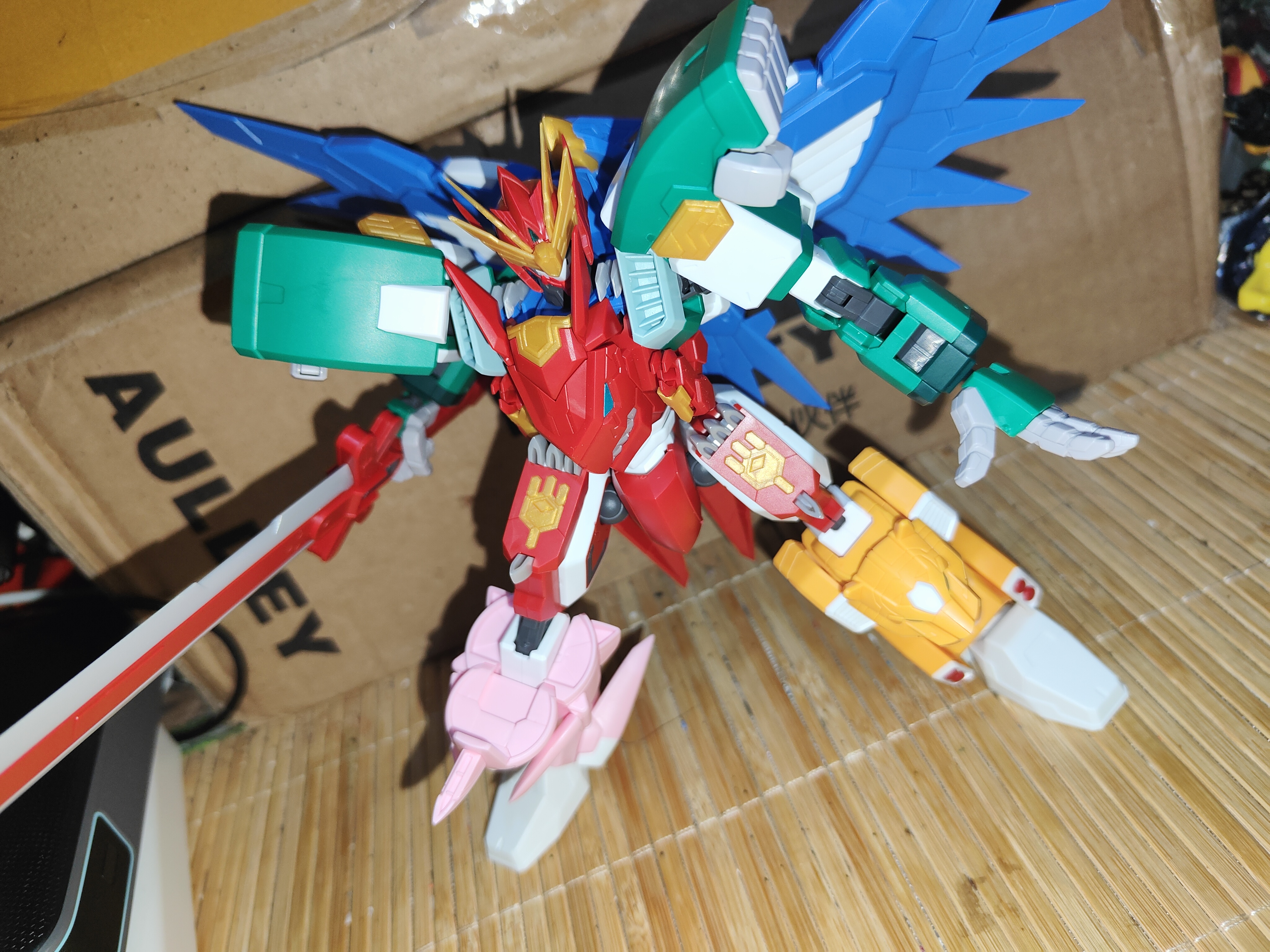 模型手办,机甲,战队红战士在异世界当冒险者