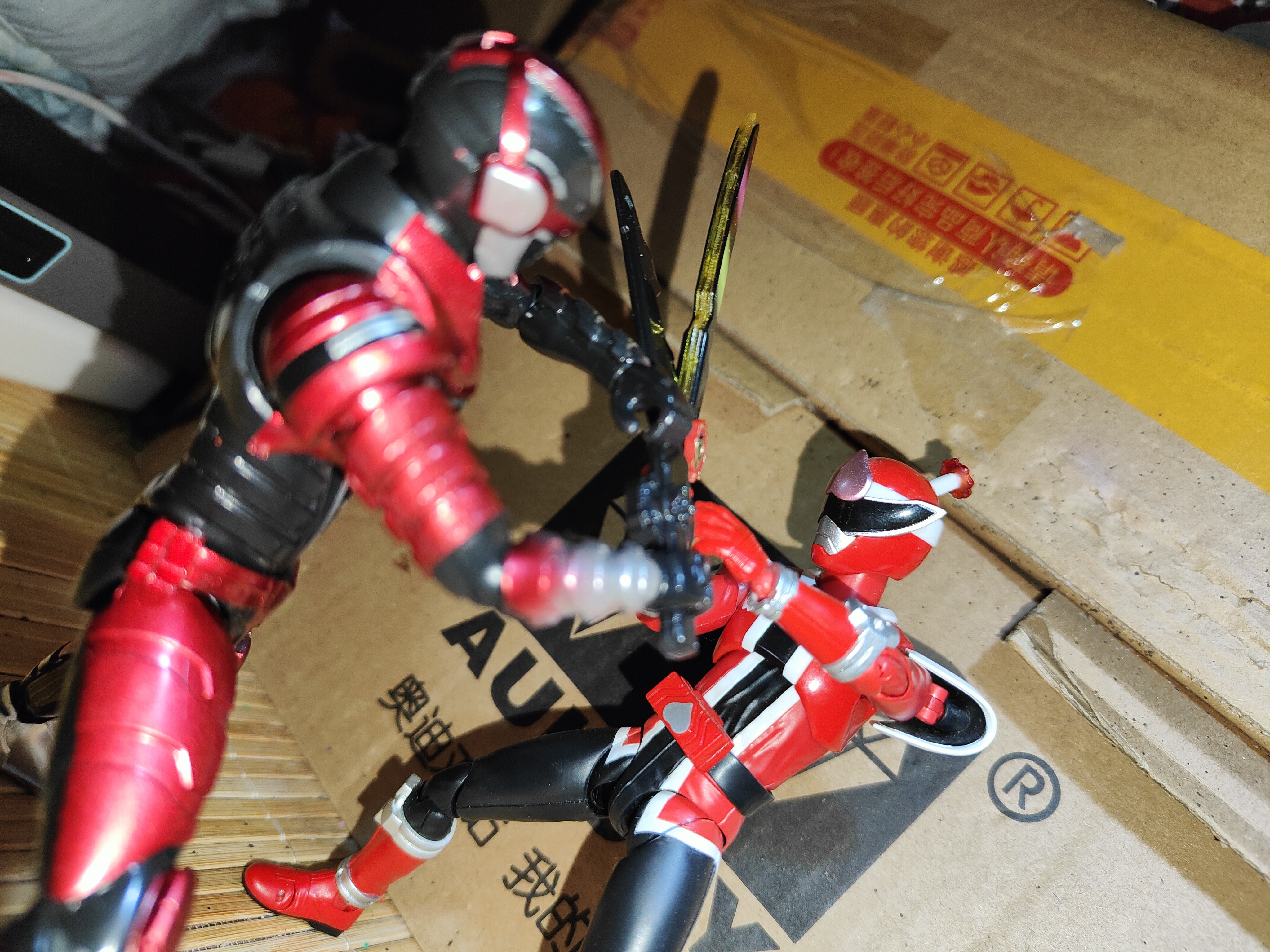 模型手办,特摄,超宇宙刑事卡邦无限,超次元英雄譚