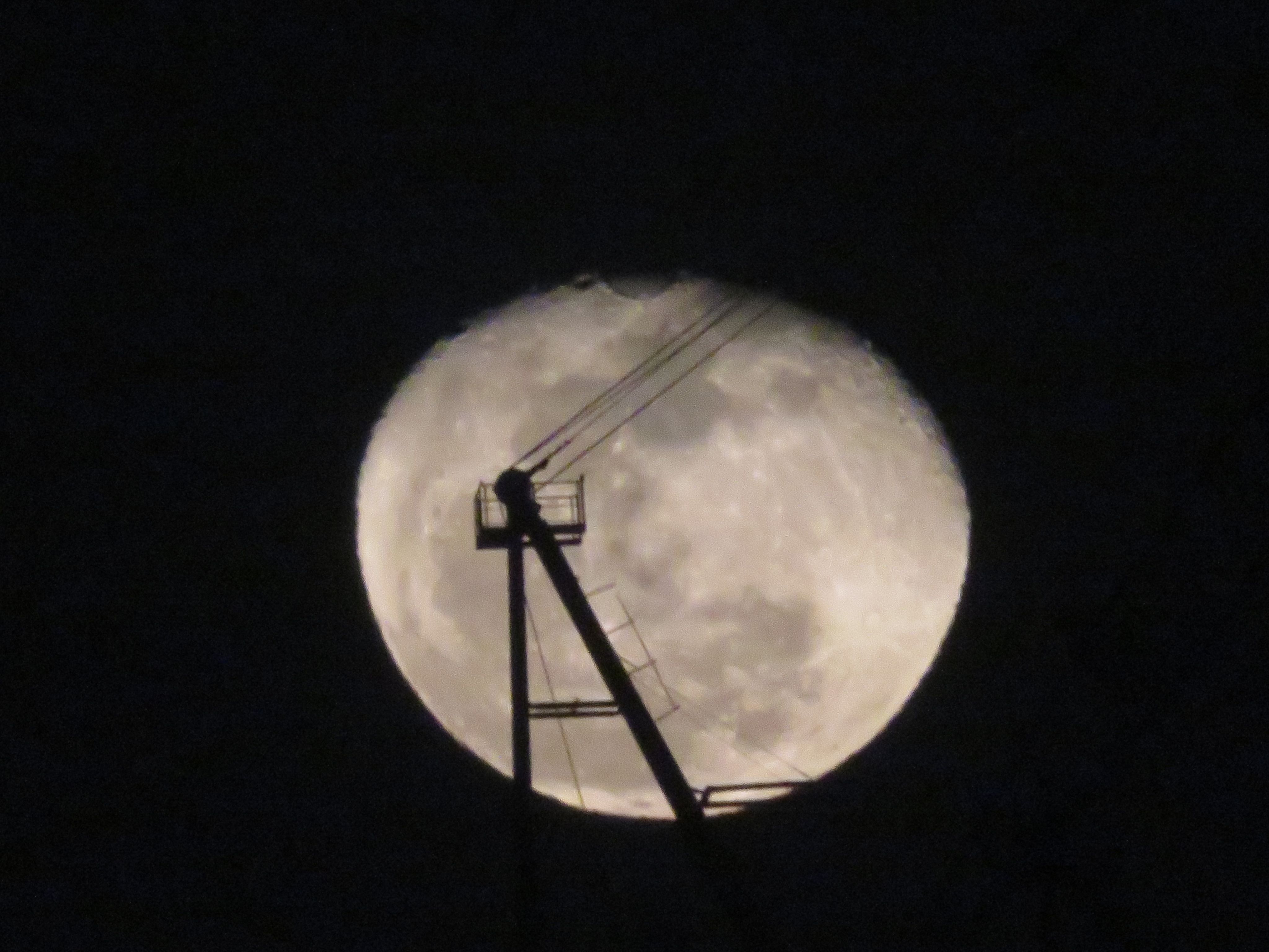 红月-状态刷新,月亮